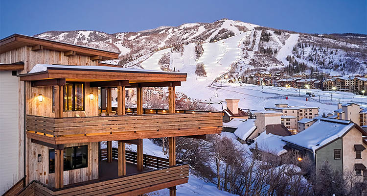 Colorado dream house retreat with snowy mountain views