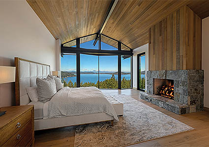 Gozzer Ranch Residence  bedroom