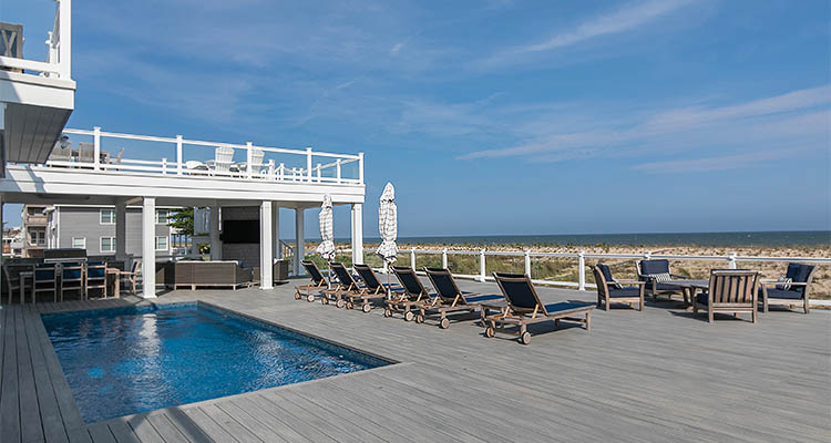 Huge N.J. oceanfront home