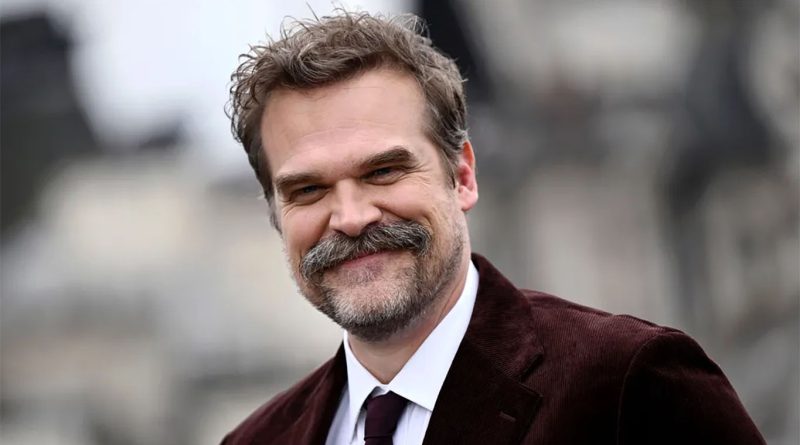 David Harbour’s NYC Kitchen Redefines Urban Farmhouse Elegance Headshot of David Harbour, famous actor, for his kitchen interior article