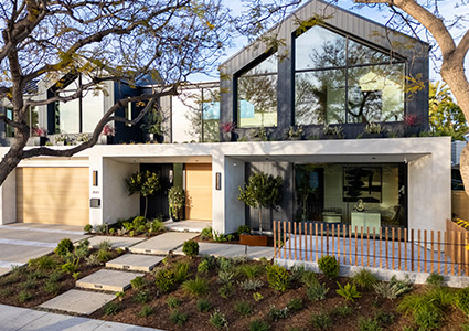 modern coastal home located at 2100 Windward Lane in Newport Beach, California