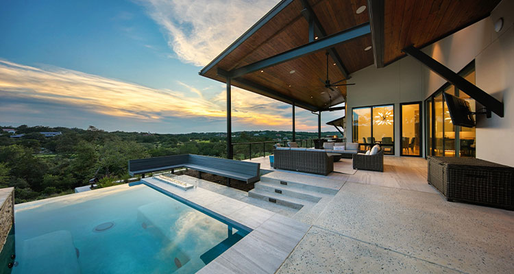 How Todd Glowka Builder delivers homes with a unique hill country aesthetic a luxurious modern house, part of the "Clubs Village Modern" project by Todd Glowka Builder.