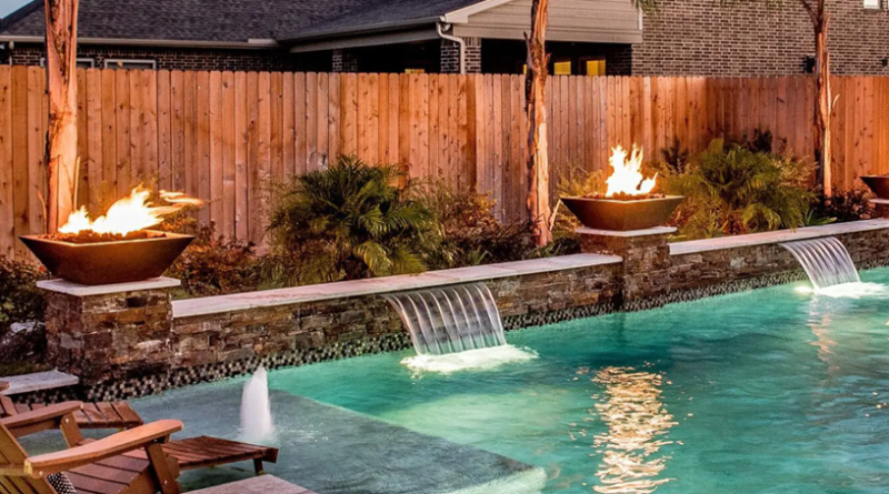 A pool can be the crowning jewel of a modern home for your clients. Image: Lyon Financial.