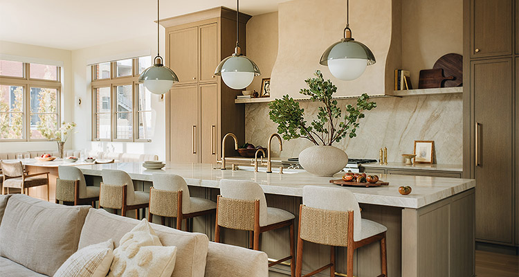 a modern kitchen designed in a "quiet luxury" style, characterized by a balanced mix of materials, a neutral color palette, and carefully considered, intentional details.