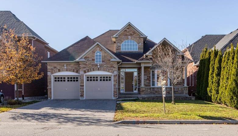 Why Viking Overhead Is Crowley’s Premier Choice for Durable Garage Doors