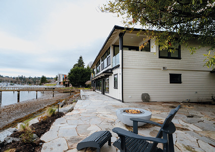 a lakefront rental property known as "The Lakehouse" located on Lake Cowichan
