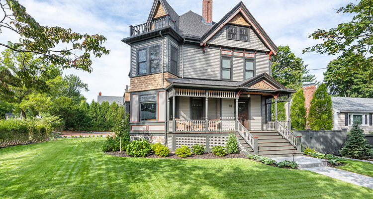 Victorian Beauty Arlington