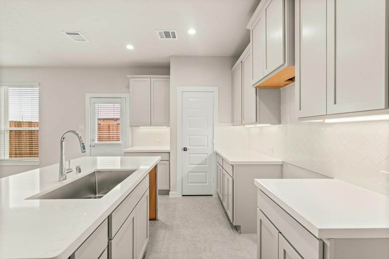 Conestoga Wood Specialties in modern kitchen